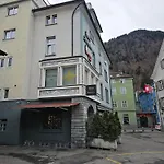 Otel Surselva