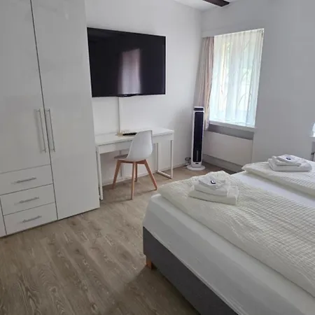 Отель Surselva Чур
